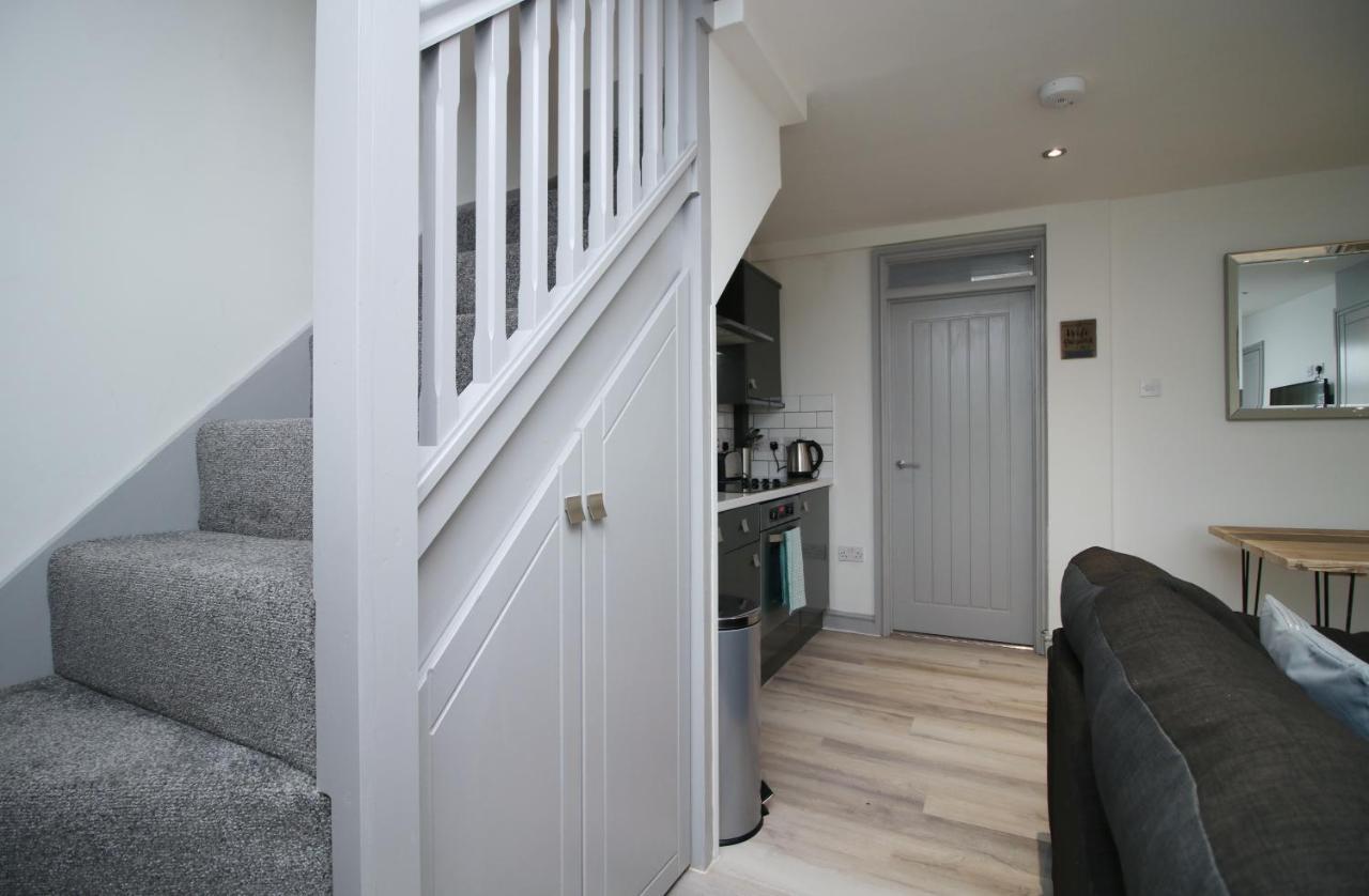 Sleeps 6, Smart Tv'S, Parking Swansea & Morriston Hospital 아파트 외부 사진